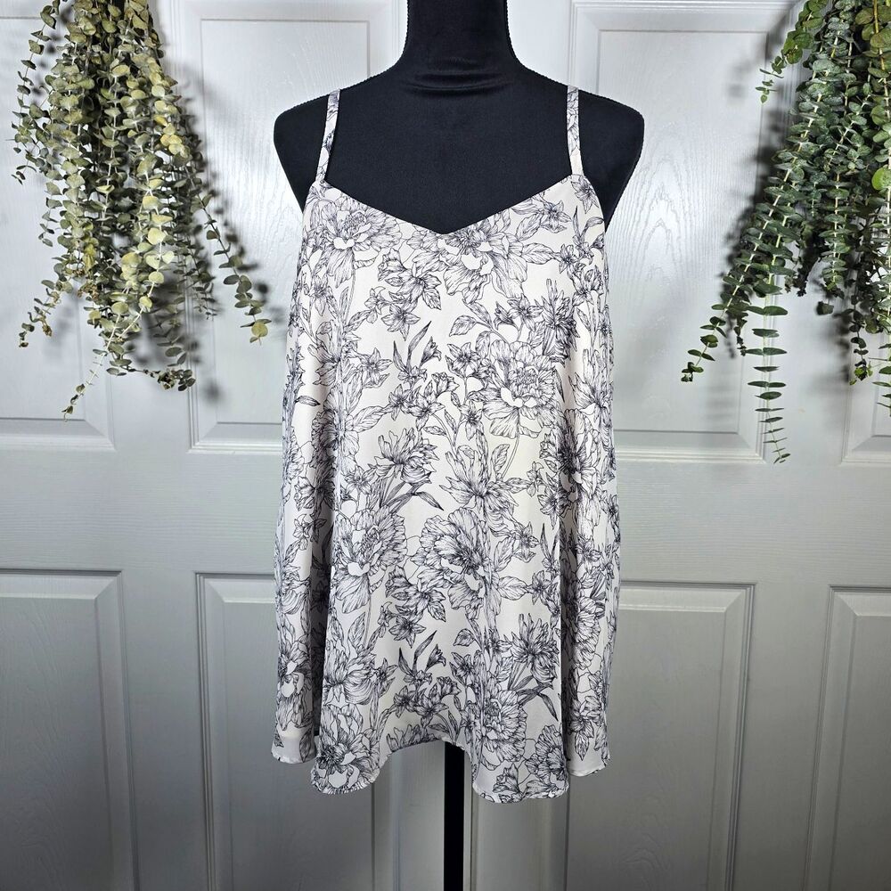 Torrid Women's White/Black Floral Swing Flowy Camisole Adjustable Straps Plus 0
